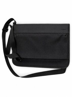 Belkin Zippered Laptop/document carrying case